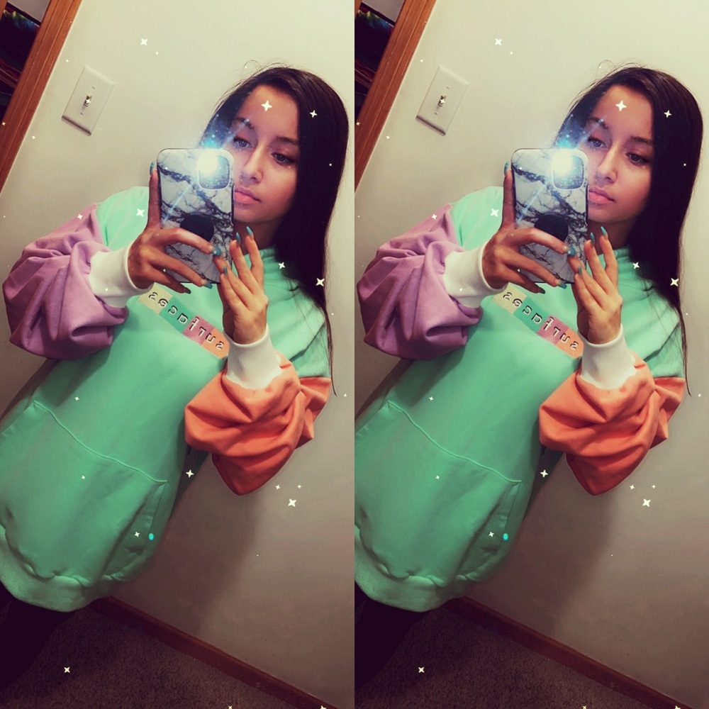 Meet your Posher, Hannah